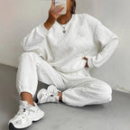 DALI™ - Comfy Long Sleeve Sweatshirt and Sweatpants Set