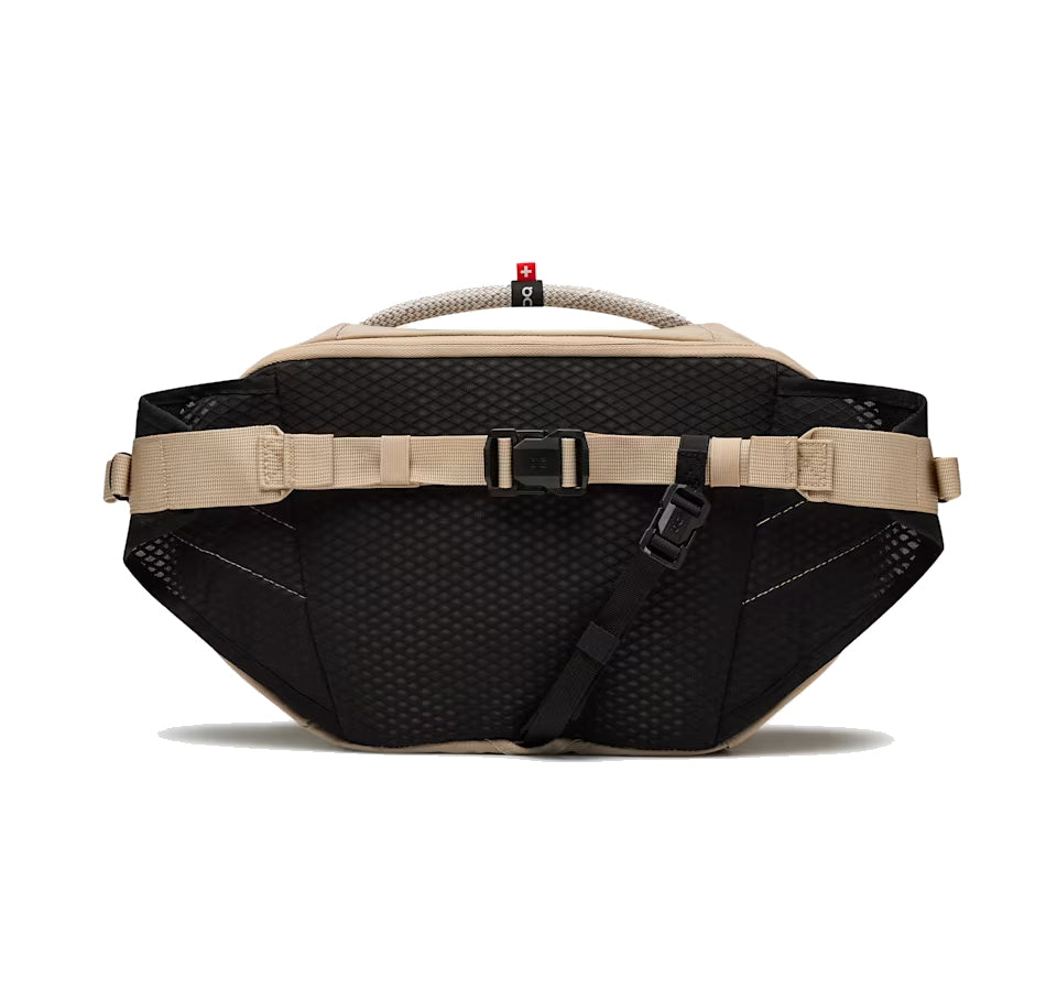ON Sling Pack 9L Sand/Black