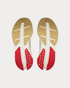 On 鈥�Cloudsurfer Max 鈥榊ear of the Horse鈥�Chai / Ivory Running Shoes
